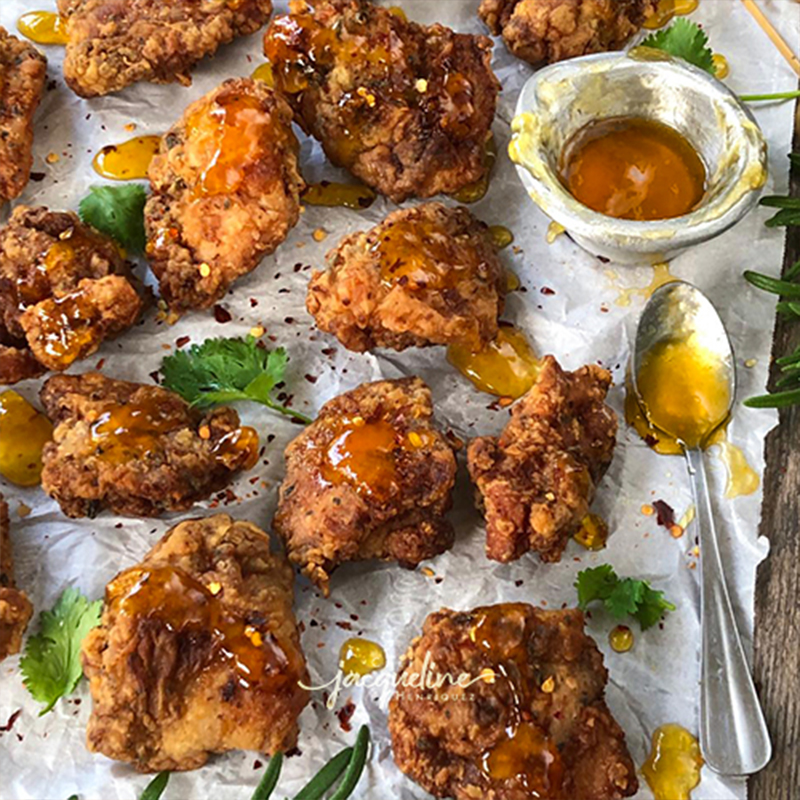 CHICHARRON DE POLLO CON MIEL DE CHINOLA